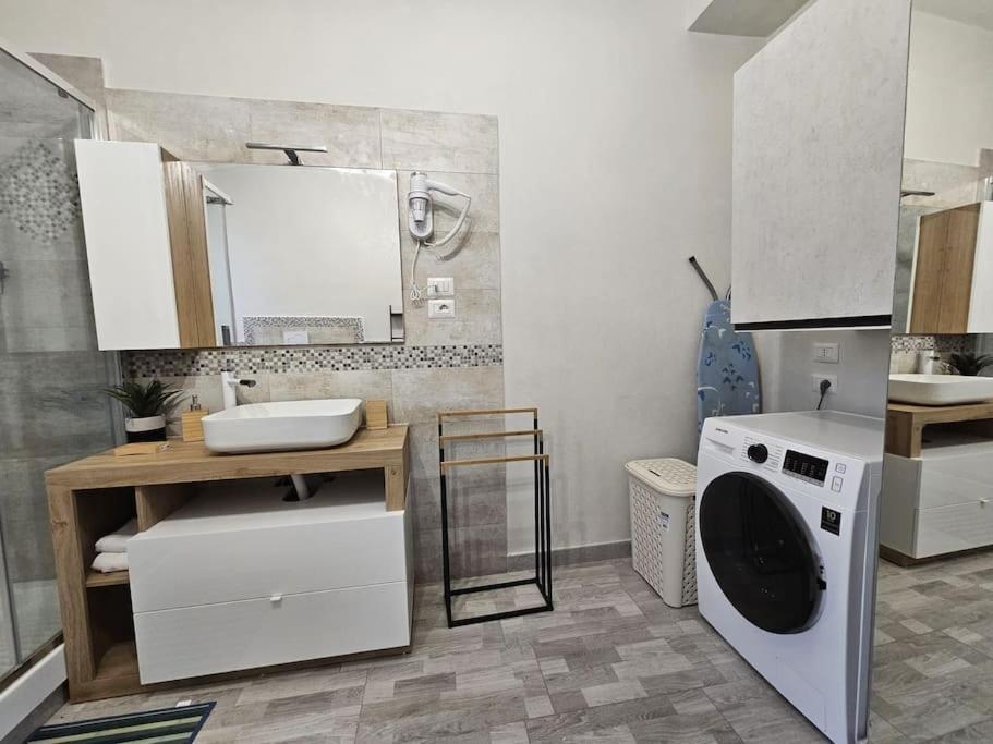Frascati Fountain 4 Bdr Deluxe Apt 30 Min To Rome Bagian luar foto